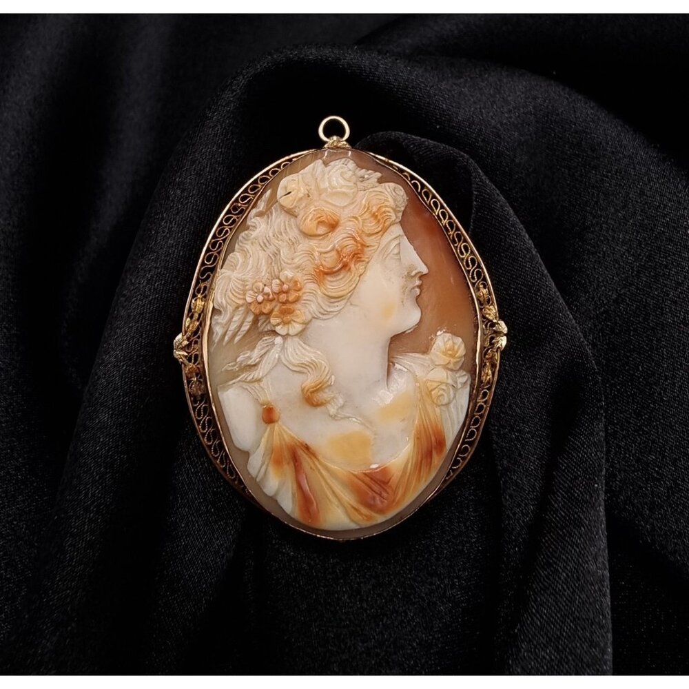 Antique Victorian 10K Solid Gold Large Cameo Pendant Late XIX Century - Picture 2 of 5